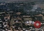 Standbild UH-1B Saigon Vietnam Tan Son Nhut Air Base, 1968, aus Sekunde 43 historischem Filmmaterial Videoclip 65675052320