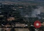 Standbild UH-1B Saigon Vietnam Tan Son Nhut Air Base, 1968, aus Sekunde 53 historischem Filmmaterial Videoclip 65675052320