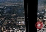 Standbild UH-1B Saigon Vietnam Tan Son Nhut Air Base, 1968, aus Sekunde 62 historischem Filmmaterial Videoclip 65675052320
