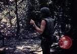 Standbild USA 25th Infantry Division Vietnam, 1967, aus Sekunde 42 historischem Filmmaterial Videoclip 65675052326