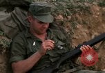 Image Le Corps des Marines des É-U dans la bataille de teinte La teinte Vietnam, 1968, de la seconde 14 séquences d'archives historiques vidéo 65675052333