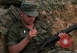 Image Le Corps des Marines des É-U dans la bataille de teinte La teinte Vietnam, 1968, de la seconde 15 séquences d'archives historiques vidéo 65675052333