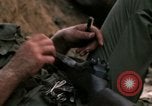 Image Le Corps des Marines des É-U dans la bataille de teinte La teinte Vietnam, 1968, de la seconde 20 séquences d'archives historiques vidéo 65675052333