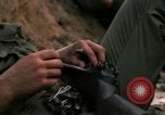 Image Le Corps des Marines des É-U dans la bataille de teinte La teinte Vietnam, 1968, de la seconde 21 séquences d'archives historiques vidéo 65675052333