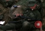 Image Le Corps des Marines des É-U dans la bataille de teinte La teinte Vietnam, 1968, de la seconde 35 séquences d'archives historiques vidéo 65675052333