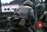 Image H Company 2e Bataillon 5e Marines Hue Vietnam, 1968, de la seconde 8 séquences d'archives historiques vidéo 65675052334