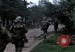 Image H Company 2e Bataillon 5e Marines Hue Vietnam, 1968, de la seconde 33 séquences d'archives historiques vidéo 65675052334
