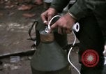 Image La Compagnie H du 2e bataillon du 5e Marines La teinte Vietnam, 1968, de la seconde 17 séquences d'archives historiques vidéo 65675052335