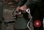 Image La Compagnie H du 2e bataillon du 5e Marines La teinte Vietnam, 1968, de la seconde 18 séquences d'archives historiques vidéo 65675052335