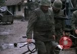 Image La Compagnie H du 2e bataillon du 5e Marines La teinte Vietnam, 1968, de la seconde 43 séquences d'archives historiques vidéo 65675052335