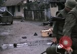 Image La Compagnie H du 2e bataillon du 5e Marines La teinte Vietnam, 1968, de la seconde 44 séquences d'archives historiques vidéo 65675052335