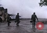 Image La Compagnie H du 2e bataillon du 5e Marines La teinte Vietnam, 1968, de la seconde 53 séquences d'archives historiques vidéo 65675052335