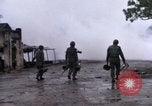 Image La Compagnie H du 2e bataillon du 5e Marines La teinte Vietnam, 1968, de la seconde 54 séquences d'archives historiques vidéo 65675052335