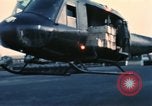 Image du personnel des États-Unis Saigon Vietnam Tan fils Base aérienne Nhut, 1968, de la seconde 7 séquences d'archives historiques vidéo 65675052343