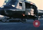 Image du personnel des États-Unis Saigon Vietnam Tan fils Base aérienne Nhut, 1968, de la seconde 8 séquences d'archives historiques vidéo 65675052343