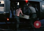 Image du personnel des États-Unis Saigon Vietnam Tan fils Base aérienne Nhut, 1968, de la seconde 30 séquences d'archives historiques vidéo 65675052343