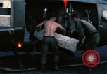 Image du personnel des États-Unis Saigon Vietnam Tan fils Base aérienne Nhut, 1968, de la seconde 32 séquences d'archives historiques vidéo 65675052343
