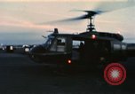 Image du personnel des États-Unis Saigon Vietnam Tan fils Base aérienne Nhut, 1968, de la seconde 57 séquences d'archives historiques vidéo 65675052343