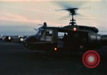 Image du personnel des États-Unis Saigon Vietnam Tan fils Base aérienne Nhut, 1968, de la seconde 58 séquences d'archives historiques vidéo 65675052343