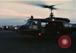 Image du personnel des États-Unis Saigon Vietnam Tan fils Base aérienne Nhut, 1968, de la seconde 59 séquences d'archives historiques vidéo 65675052343
