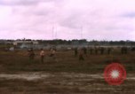 Image le personnel américain Saigon Vietnam, 1968, de la seconde 16 séquences d'archives historiques vidéo 65675052345