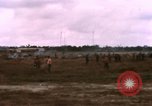 Image le personnel américain Saigon Vietnam, 1968, de la seconde 18 séquences d'archives historiques vidéo 65675052345