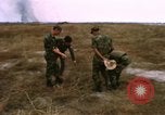 Image le personnel américain Saigon Vietnam, 1968, de la seconde 24 séquences d'archives historiques vidéo 65675052345