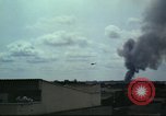 Immagine di UH-1B elicotteri Il Vietnam, 1968, secondo 24 filmato di repertorio 65675052349