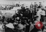 Immagine di Raduno nord vietnamita durante la guerra Il Vietnam, 1964, secondo 40 filmato di repertorio 65675052358