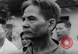 Immagine di Raduno nord vietnamita durante la guerra Il Vietnam, 1964, secondo 62 filmato di repertorio 65675052358