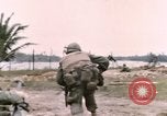Immagine di Soldati statunitensi Hue Vietnam, 1968, secondo 57 filmato di repertorio 65675052365