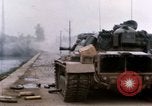 Standbild Bazooka Team Hue Vietnam, 1968, aus Sekunde 61 historischem Filmmaterial Videoclip 65675052366