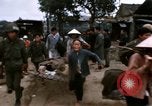 Standbild beschädigten Tank Hue Vietnam, 1968, aus Sekunde 11 historischem Filmmaterial Videoclip 65675052367