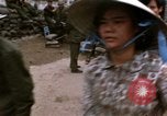 Standbild beschädigten Tank Hue Vietnam, 1968, aus Sekunde 14 historischem Filmmaterial Videoclip 65675052367