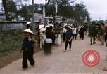 Standbild beschädigten Tank Hue Vietnam, 1968, aus Sekunde 31 historischem Filmmaterial Videoclip 65675052367