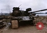 Standbild beschädigten Tank Hue Vietnam, 1968, aus Sekunde 54 historischem Filmmaterial Videoclip 65675052367