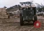Standbild beschädigten Tank Hue Vietnam, 1968, aus Sekunde 59 historischem Filmmaterial Videoclip 65675052367