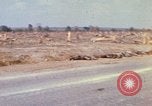 Standbild UH-1B Hubschrauber Saigon Vietnam, 1967, aus Sekunde 1 historischem Filmmaterial Videoclip 65675052368