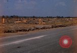 Standbild UH-1B Hubschrauber Saigon Vietnam, 1967, aus Sekunde 5 historischem Filmmaterial Videoclip 65675052368