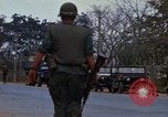 Standbild USA Soldaten Saigon Vietnam, 1968, aus Sekunde 7 historischem Filmmaterial Videoclip 65675052369