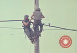 Standbild 40th Signal Battalion Saigon Vietnam, 1967, aus Sekunde 18 historischem Filmmaterial Videoclip 65675052373