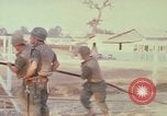 Standbild 40th Signal Battalion Saigon Vietnam, 1967, aus Sekunde 33 historischem Filmmaterial Videoclip 65675052373