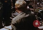 Image les soldats américains à capturé VC complexe tunnel Vietnam, 1968, de la seconde 15 séquences d'archives historiques vidéo 65675052380