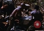Image les soldats américains à capturé VC complexe tunnel Vietnam, 1968, de la seconde 43 séquences d'archives historiques vidéo 65675052380