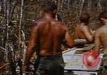 Image les soldats américains à capturé VC complexe tunnel Vietnam, 1968, de la seconde 58 séquences d'archives historiques vidéo 65675052380