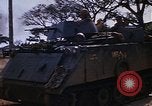 Standbild US-Truppen suchen Viet Cong Saigon Vietnam, 1968, aus Sekunde 39 historischem Filmmaterial Videoclip 65675052381