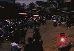 Image les réfugiés Saigon Vietnam, 1968, de la seconde 22 séquences d'archives historiques vidéo 65675052382