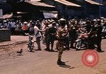 Image les réfugiés Saigon Vietnam, 1968, de la seconde 56 séquences d'archives historiques vidéo 65675052382