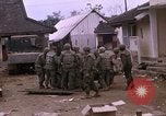 Standbild US-Marines starten Tet-Offensive in Hue Hue Vietnam, 1968, aus Sekunde 4 historischem Filmmaterial Videoclip 65675052395