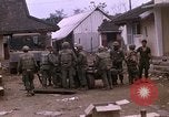 Standbild US-Marines starten Tet-Offensive in Hue Hue Vietnam, 1968, aus Sekunde 8 historischem Filmmaterial Videoclip 65675052395